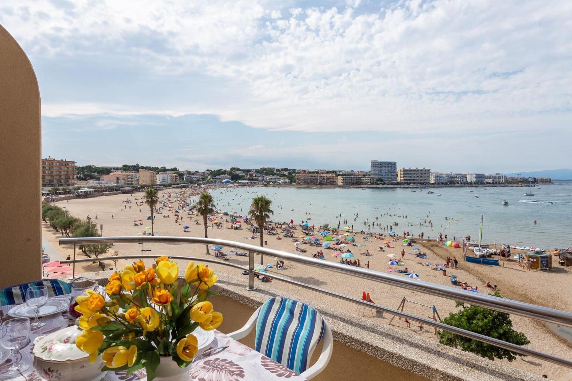 Passeig Del Mar Appartement L' Escala Buitenkant foto